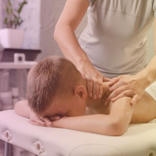 Massagem Pediátrica curso de massoterapia pratica o melhor da região claudia zenebre aulas teoricas praticas shiatsu sorocaba pedras quesntes sorocaba 